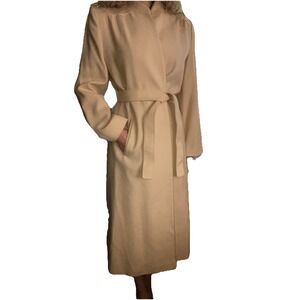 Saks Fifth Avenue vintage cream long coat with belt S/M